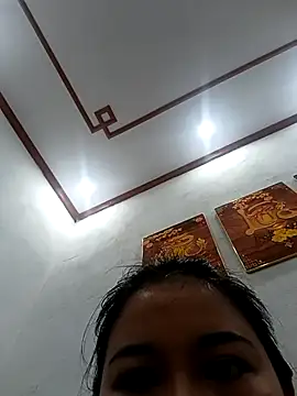 MinhChauXXX19 online show from 3, 12, 2025