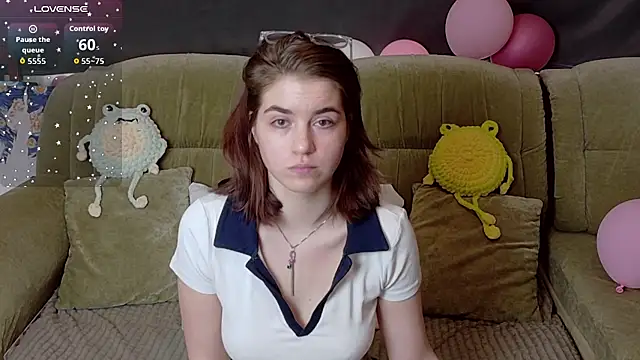 Snapshot of ElzaBlis chatting on 4, 3, 2026 ElzaBlis online show from 4, 3, 2026