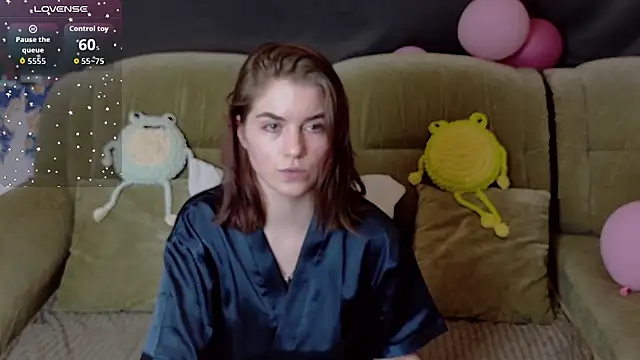 Snapshot of ElzaBlis chatting on 5, 3, 2026 ElzaBlis online show from 5, 3, 2026