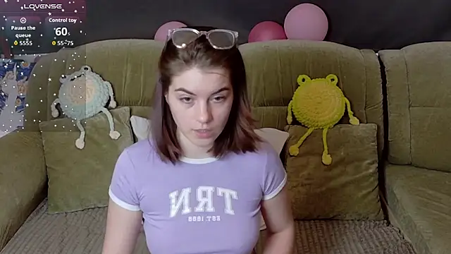 Snapshot of ElzaBlis chatting on 8, 3, 2026 ElzaBlis online show from 8, 3, 2026