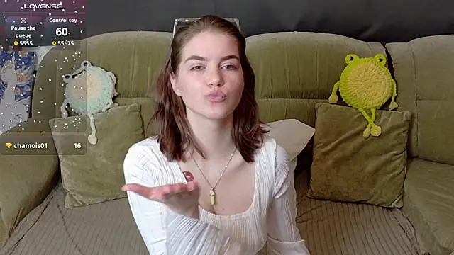 Snapshot of ElzaBlis chatting on 12, 4, 2026 ElzaBlis online show from 12, 4, 2026