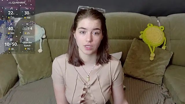 Snapshot of ElzaBlis chatting on 13, 4, 2026 ElzaBlis online show from 13, 4, 2026