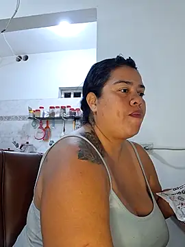 Snapshot of NARNYALABELLA chatting on 1, 11, 2025 NARNYALABELLA online show from 1, 11, 2025