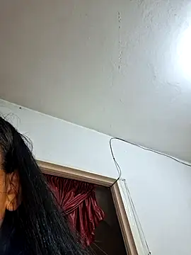 Snapshot of NARNYALABELLA chatting on 5, 12, 2025 NARNYALABELLA online show from 5, 12, 2025