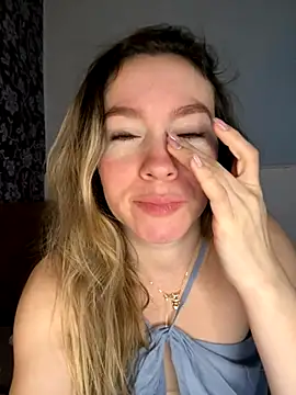 Snapshot of BritgetPsychol chatting on 5, 10, 2025 BritgetPsychol online show from 5, 10, 2025