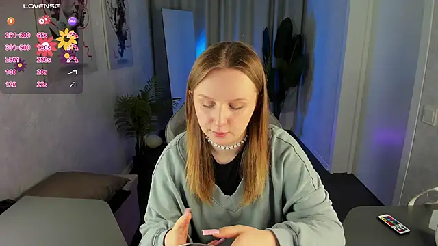 Rina Panic online show from 8, 4, 2026