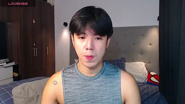 Snapshot of Addictiveboi chatting on 14, 11, 2025 Addictiveboi online show from 14, 11, 2025