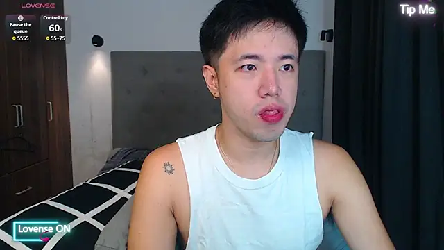 Snapshot of Addictiveboi chatting on 29, 11, 2025 Addictiveboi online show from 29, 11, 2025