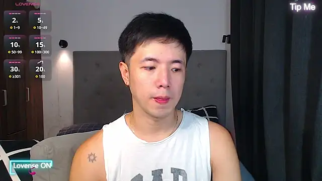 Snapshot of Addictiveboi chatting on 30, 11, 2025 Addictiveboi online show from 30, 11, 2025