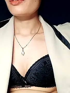 Hinna x online show from 1, 12, 2025