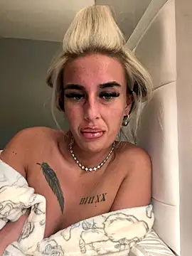 EllieMaeBaby online show from 24, 11, 2025