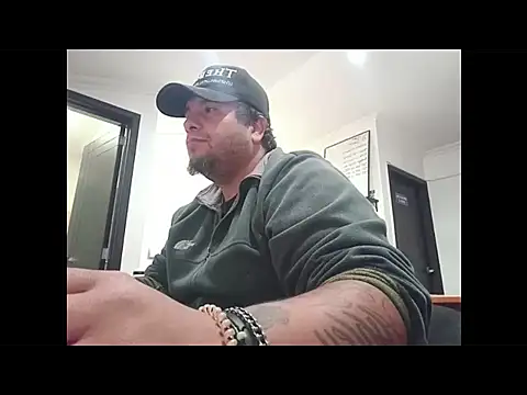 Snapshot of Rolo-Sumiso chatting on 5, 5, 2026 Rolo-Sumiso online show from 5, 5, 2026