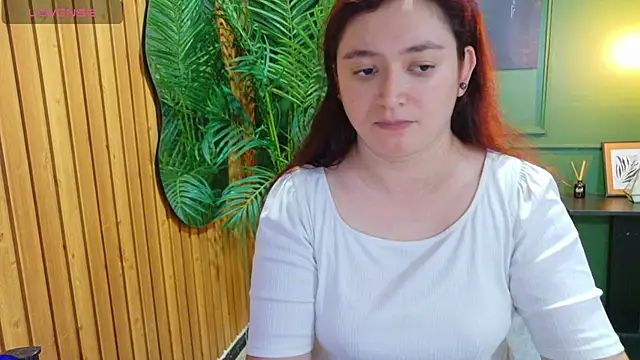 Snapshot of Anaa_Rose chatting on 1, 7, 2026 Anaa Rose online show from 1, 7, 2026