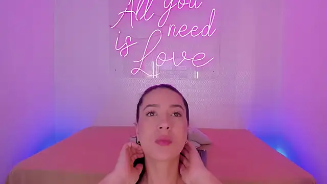 Snapshot of aleksandramiller_ chatting on 23, 5, 2026 aleksandramiller online show from 23, 5, 2026