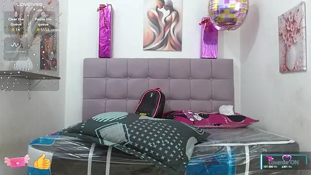 Lola wish1 online show from 10, 9, 2025