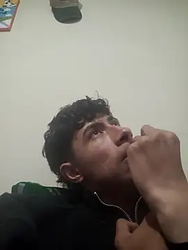 Snapshot of Rolito69 chatting on 16, 9, 2025 Rolito69 online show from 16, 9, 2025