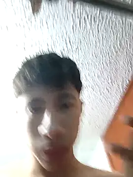 Snapshot of Rolito69 chatting on 29, 10, 2025 Rolito69 online show from 29, 10, 2025