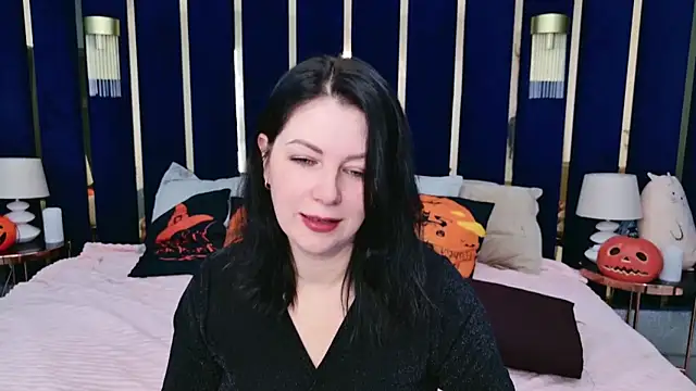 Snapshot of Nina_Stane chatting on 20, 10, 2025 Nina Stane online show from 20, 10, 2025