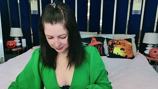 Snapshot of Nina_Stane chatting on 21, 10, 2025 Nina Stane online show from 21, 10, 2025