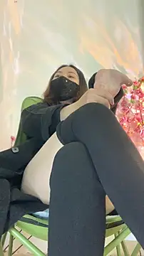 Snapshot of zhizhinaigai chatting on 9, 2, 2026 zhizhinaigai online show from 9, 2, 2026