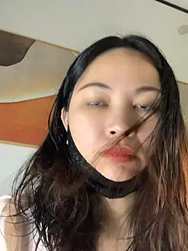 Snapshot of zhizhinaigai chatting on 13, 5, 2026 zhizhinaigai online show from 13, 5, 2026