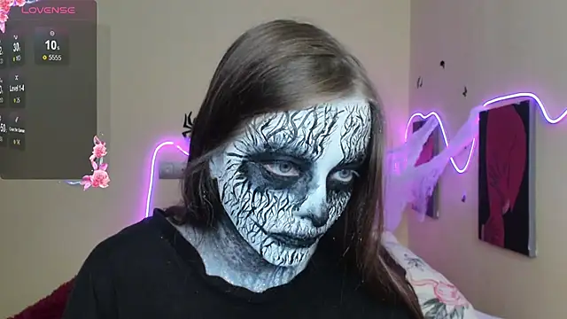 AliceHaris online show from 1, 11, 2025