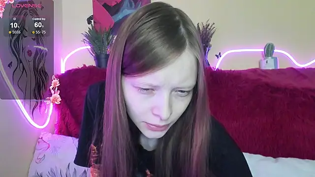 AliceHaris online show from 5, 12, 2025