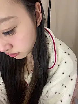 Snapshot of MengMeng0515 chatting on 24, 4, 2026 MengMeng0515 online show from 24, 4, 2026