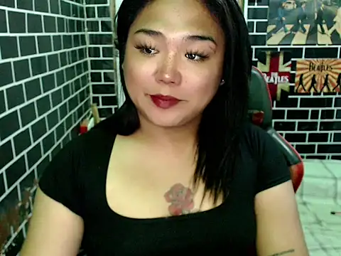 Snapshot of luluakovi_69 chatting on 22, 9, 2025 luluakovi 69 online show from 22, 9, 2025