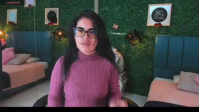 Linagh  online show from 3, 11, 2025