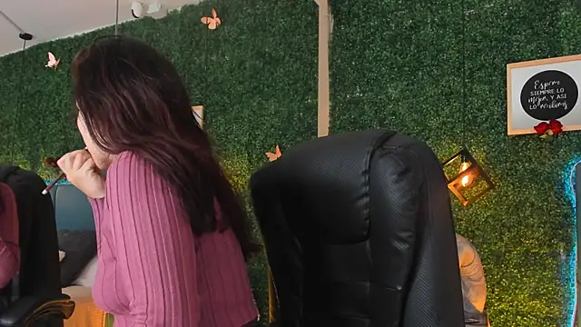 Snapshot of Linagh_ chatting on 27, 3, 2026 Linagh online show from 27, 3, 2026