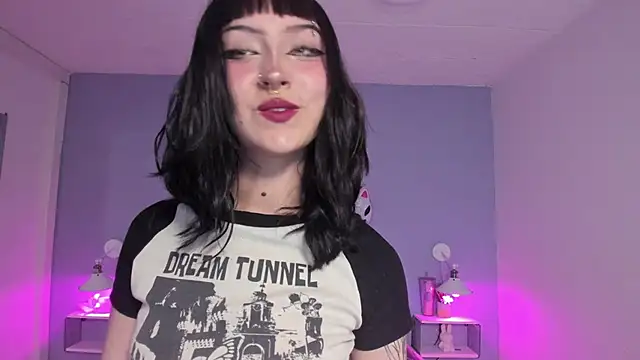 Snapshot of Zoe_Lynch_ chatting on 28, 9, 2025 Zoe Lynch online show from 28, 9, 2025