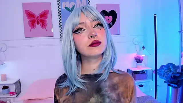 Zoe Lynch  online show from 18, 1, 2026