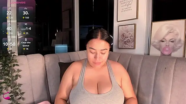 Zoey thompson online show from 6, 10, 2025