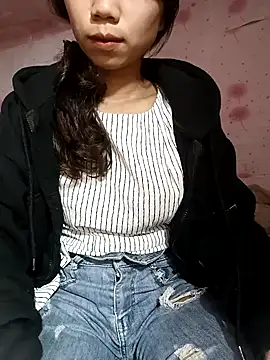 Snapshot of chau1 chatting on 3, 5, 2026 chau1 online show from 3, 5, 2026