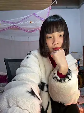 Snapshot of andymi1 chatting on 13, 2, 2026 andymi1 online show from 13, 2, 2026