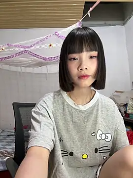 Snapshot of andymi1 chatting on 14, 4, 2026 andymi1 online show from 14, 4, 2026