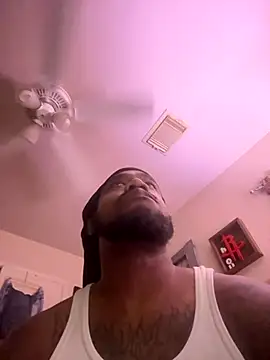 Snapshot of SirStrokesAllot chatting on 15, 11, 2025 SirStrokesAllot online show from 15, 11, 2025