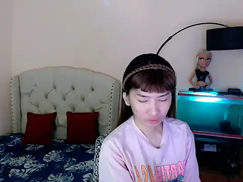 ShantalFoxxy  online show from 26, 3, 2026