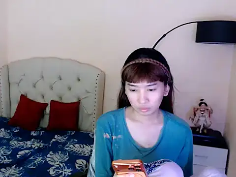 Snapshot of ShantalFoxxy_ chatting on 19, 5, 2026 ShantalFoxxy online show from 19, 5, 2026