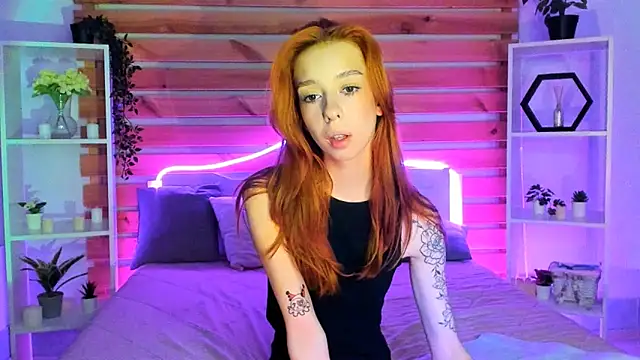 Lori Williams online show from 6, 11, 2025