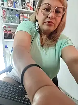 Snapshot of AlexxiaaMat chatting on 29, 11, 2025 AlexxiaaMat online show from 29, 11, 2025