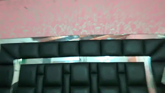 Snapshot of anzhel_novick chatting on 27, 9, 2025 anzhel novick online show from 27, 9, 2025