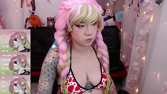 jadedelux  online show from 3, 10, 2025