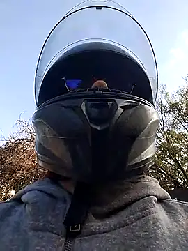 Pamelamiler   online show from 11, 2, 2026