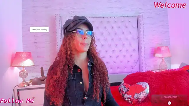 Snapshot of Pamelamiler__ chatting on 17, 5, 2026 Pamelamiler online show from 17, 5, 2026
