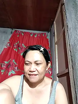 Everleigh mom online show from 11, 9, 2025