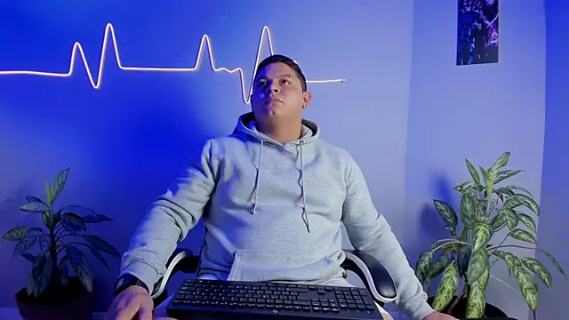 Maximus Steel online show from 10, 11, 2025