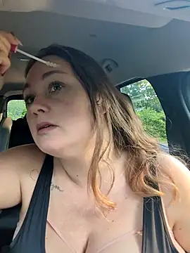 Snapshot of BrokenWife chatting on 9, 9, 2025 BrokenWife online show from 9, 9, 2025