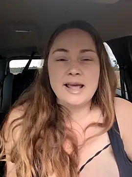 Snapshot of BrokenWife chatting on 15, 9, 2025 BrokenWife online show from 15, 9, 2025